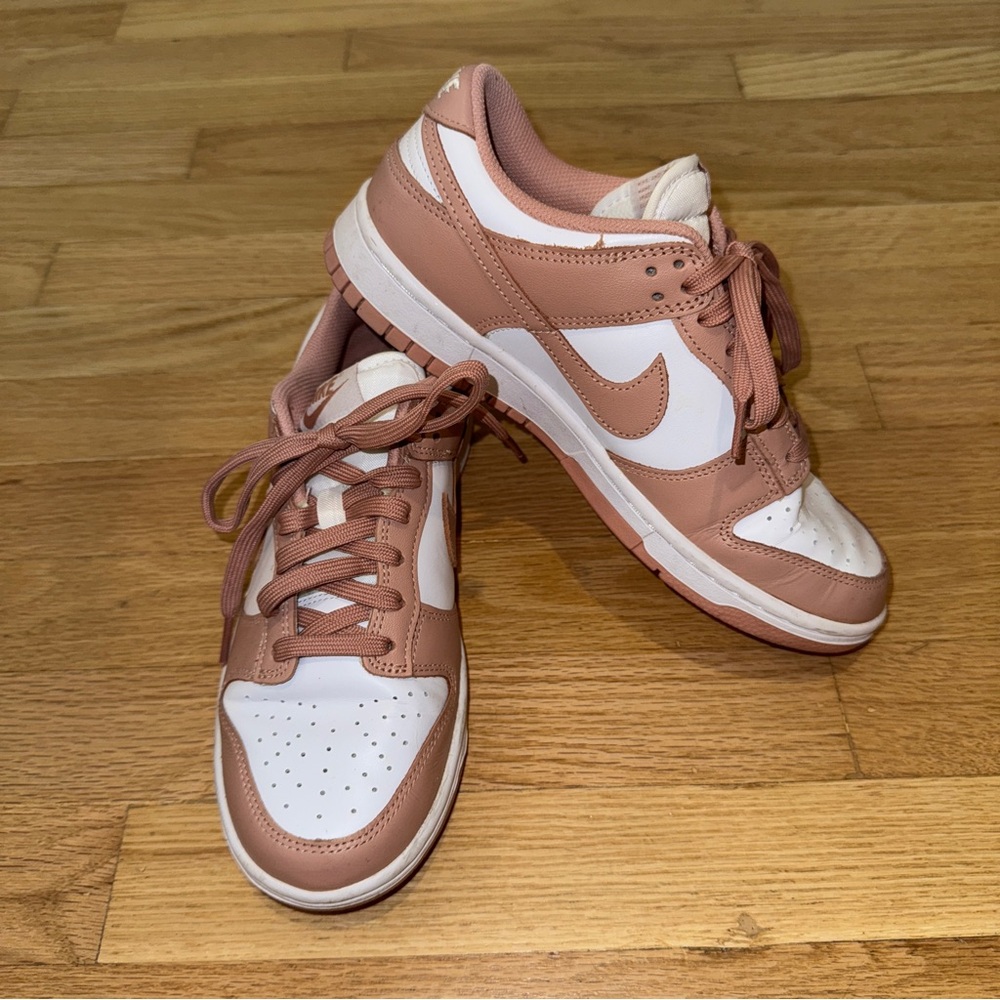 Nike Dunk Low Sneakers Size 8 Rose Whisper - Picture 3 of 9
